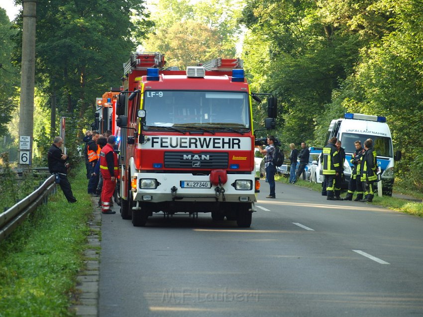 VU Radfahrer Strab Koeln Duennwald Berlinerstr Duennwalder Mauspfad P13.JPG